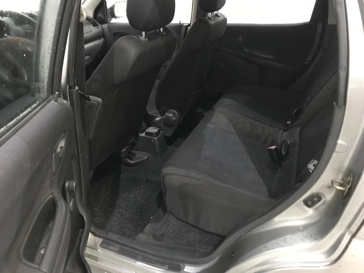 Suzuki Ignis 1.3 DDis · Ano 2003 — imagen 25