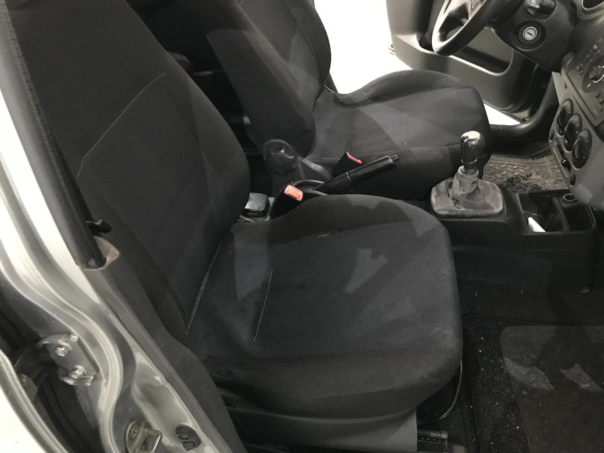 Suzuki Ignis 1.3 DDis · Ano 2003 — imagen 26