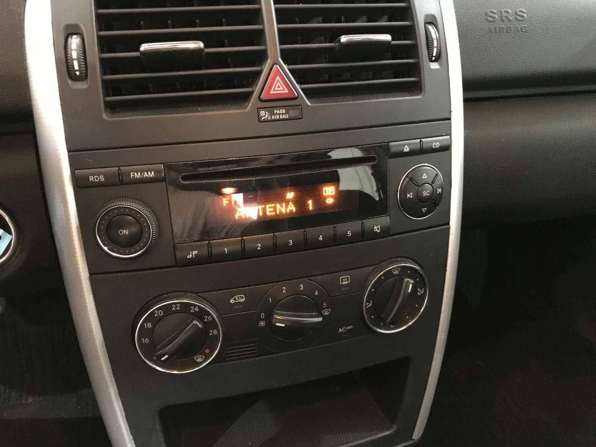 Mercedes-Benz A150 · Ano 2006 — imagen 36