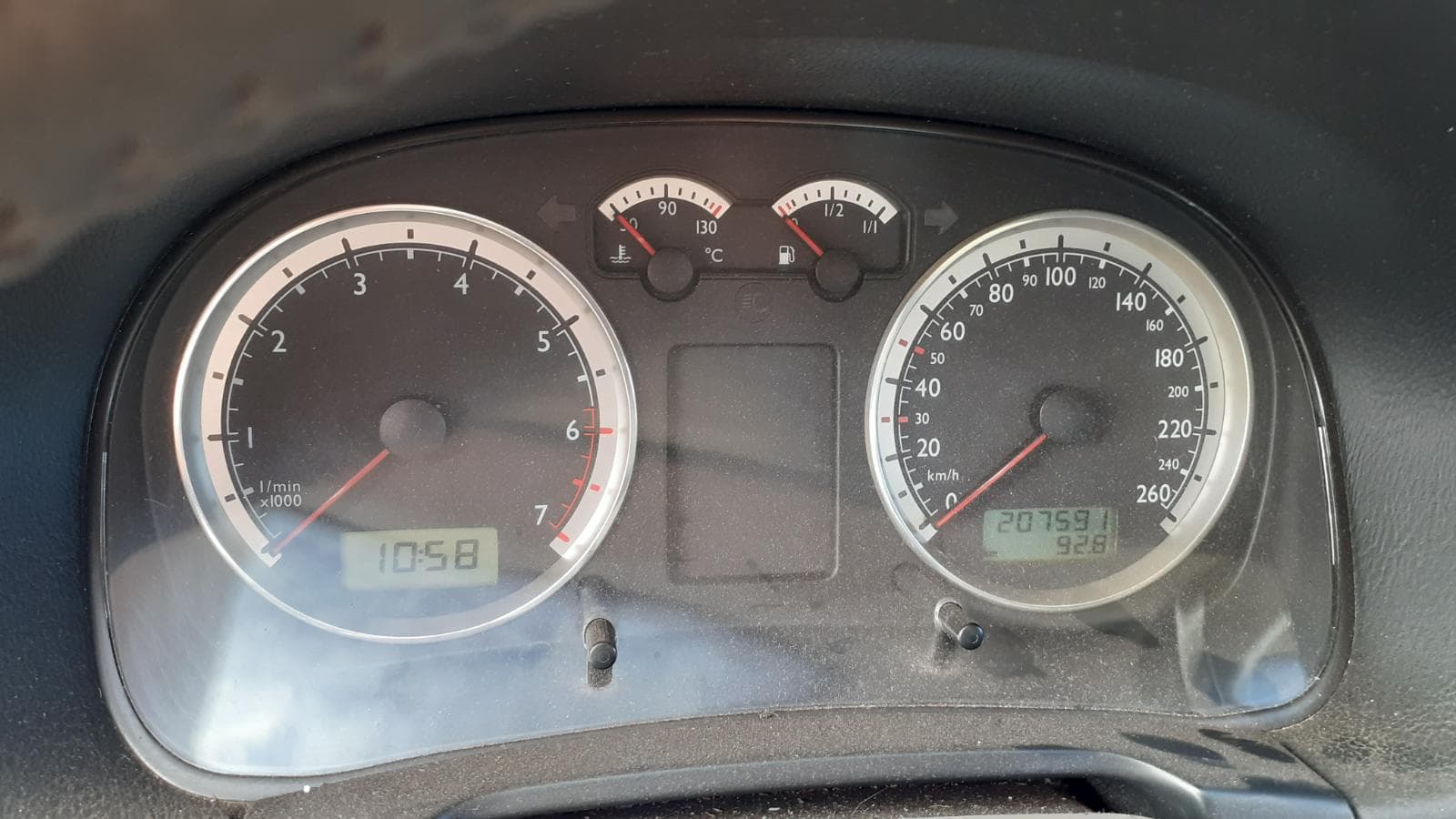 Volkswagen Golf — image 12