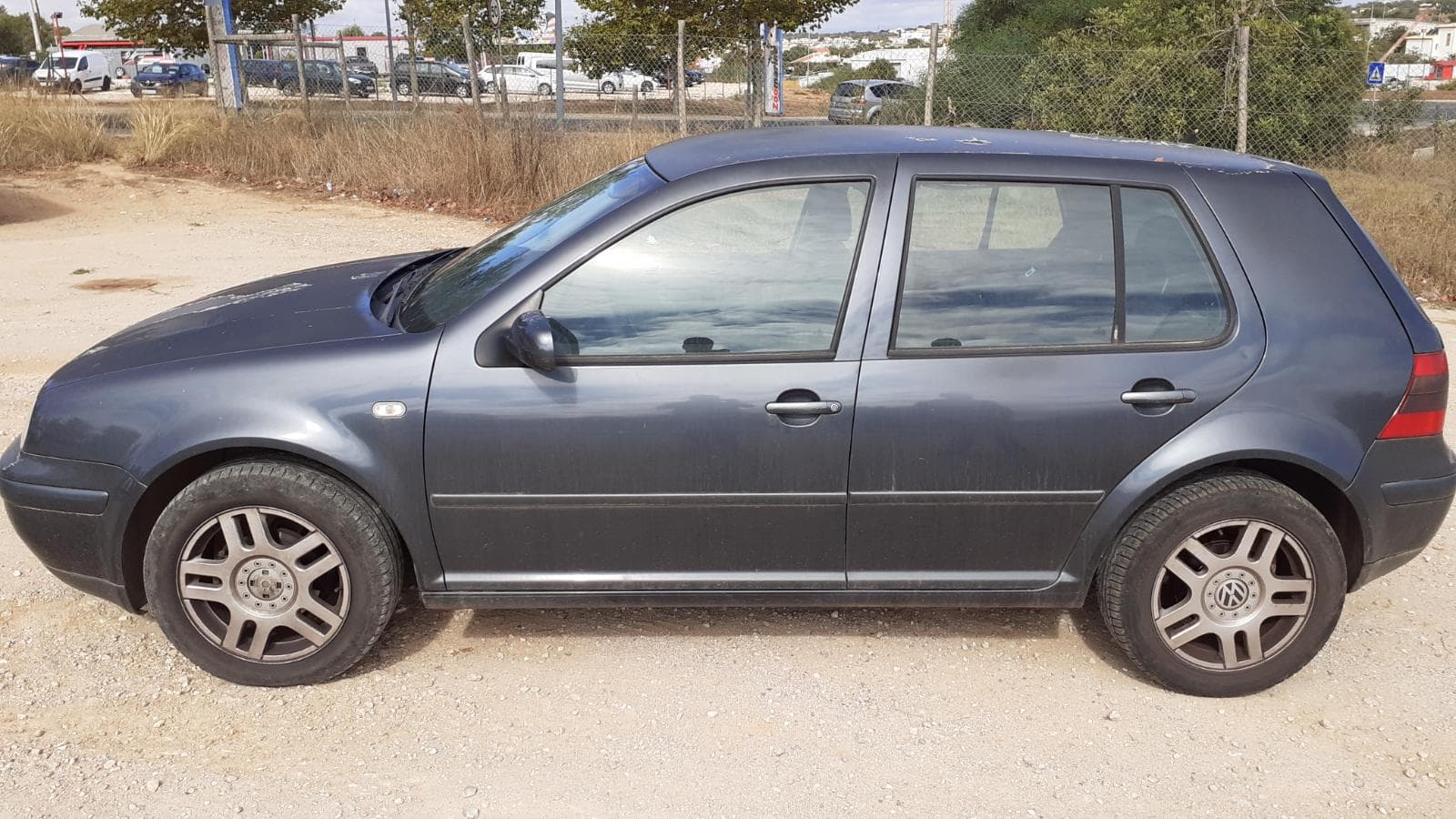 Volkswagen Golf — image 5