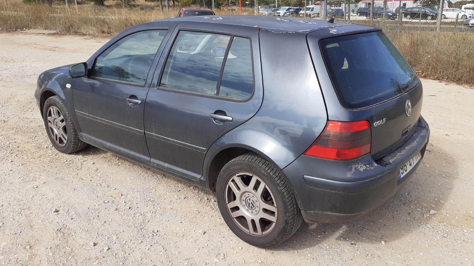 Volkswagen Golf — image 6