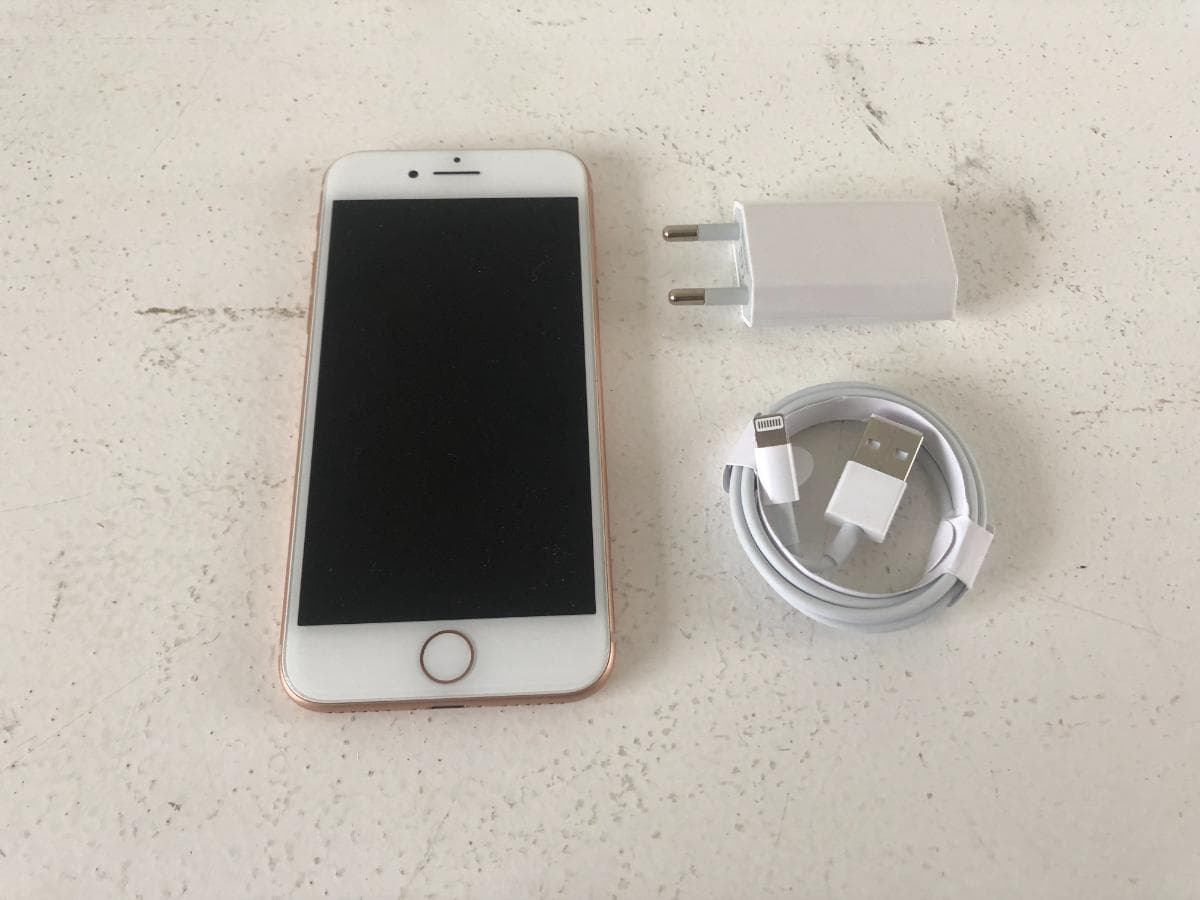 Iphone 8 64GB — image 7
