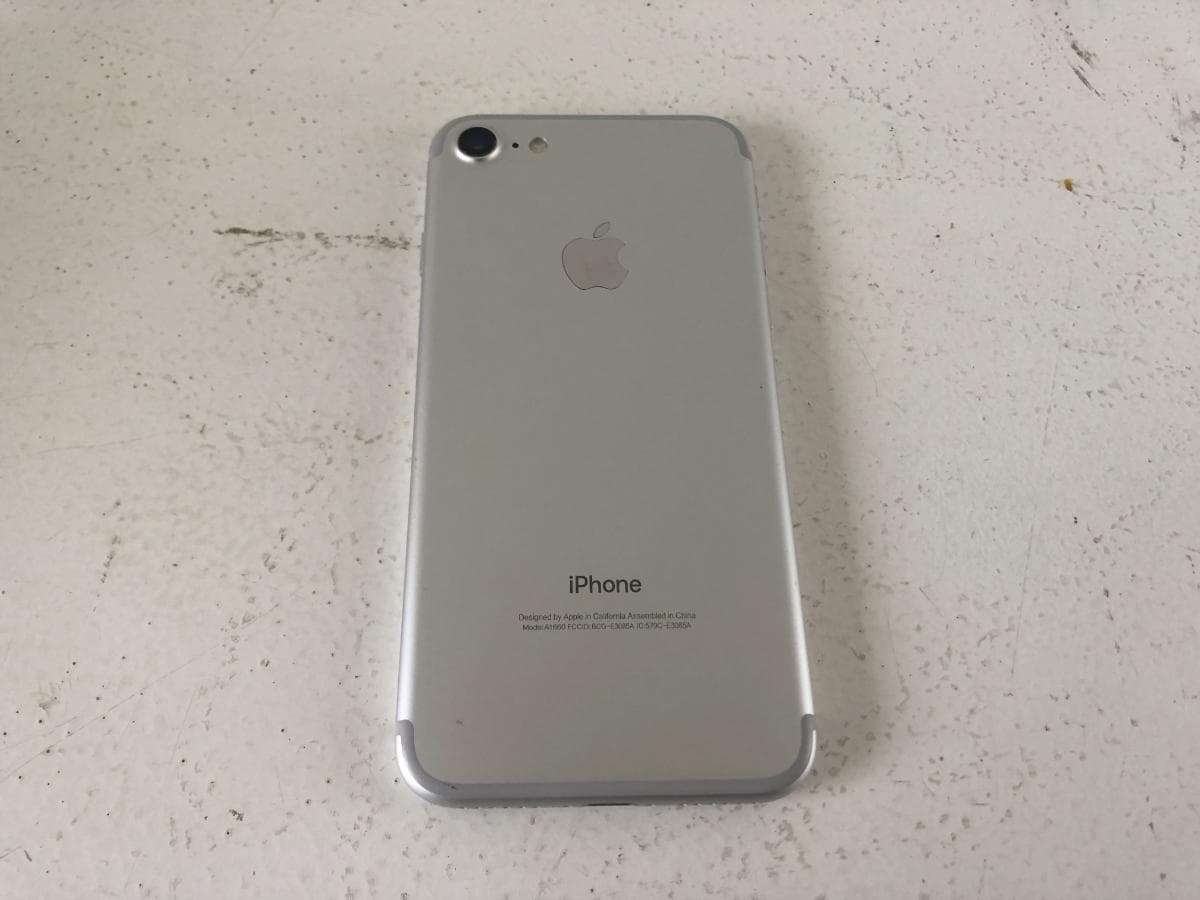 Iphone 8 64GB — image 4