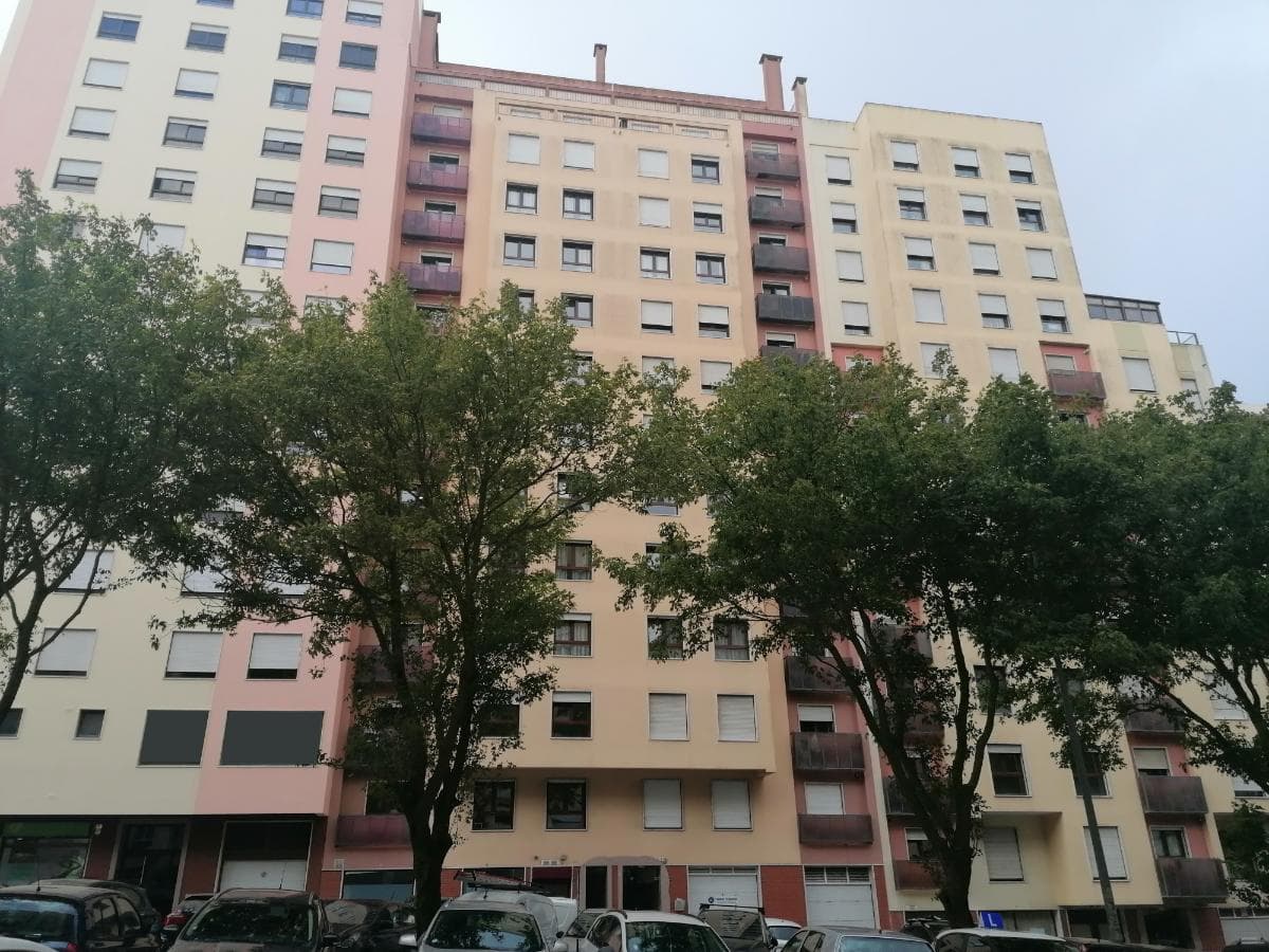 Apartamento T3 · Alfragide, Amadora