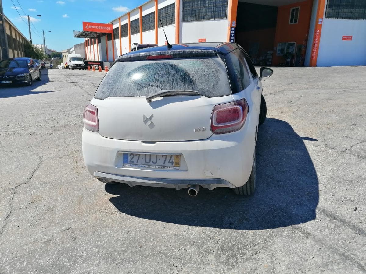 Citroën DS3 · Ano 2015 — imagen 6