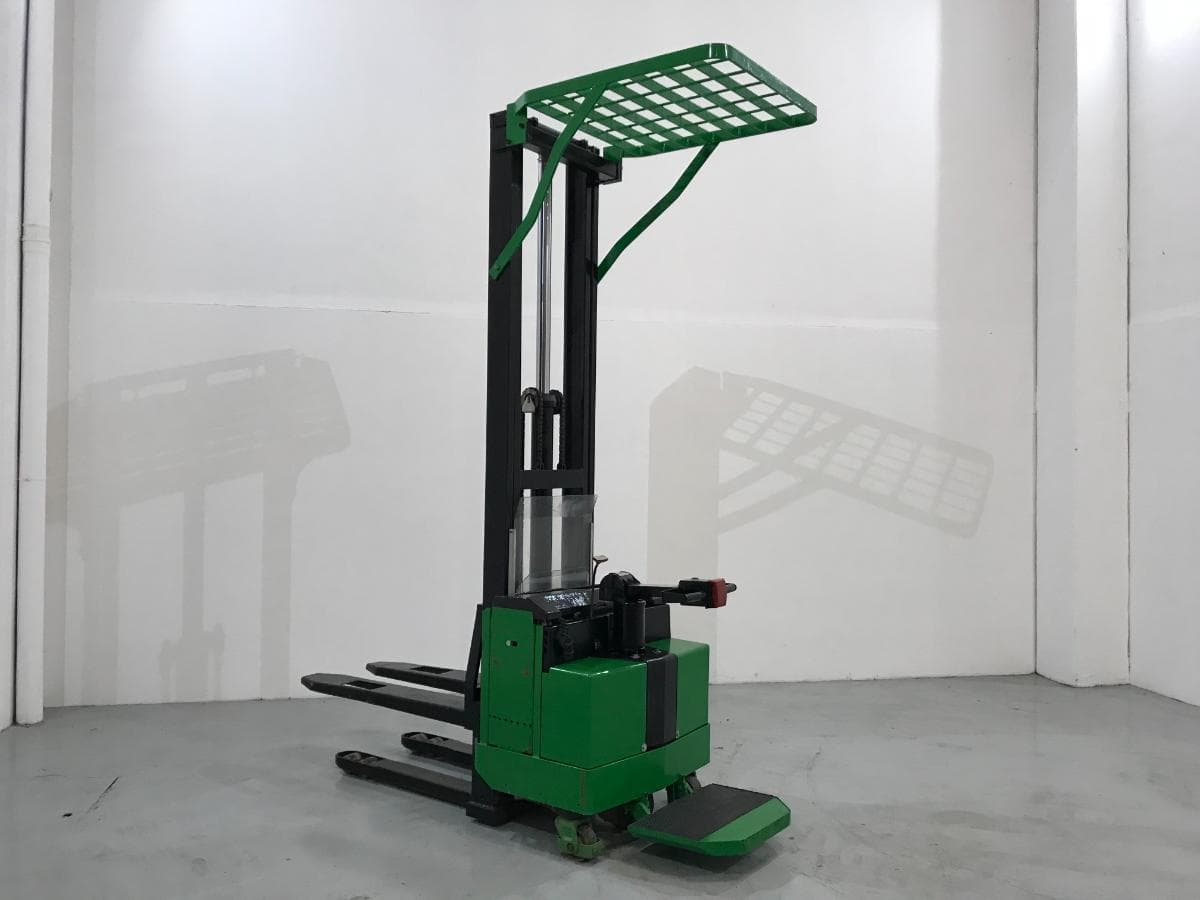 Stacker BT 1250 KG — imagen 9