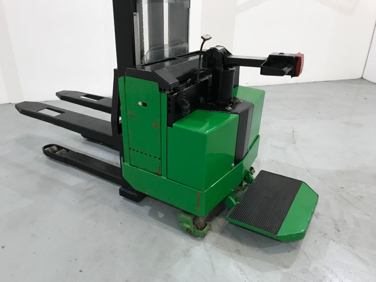 Stacker BT 1250 KG — imagen 8