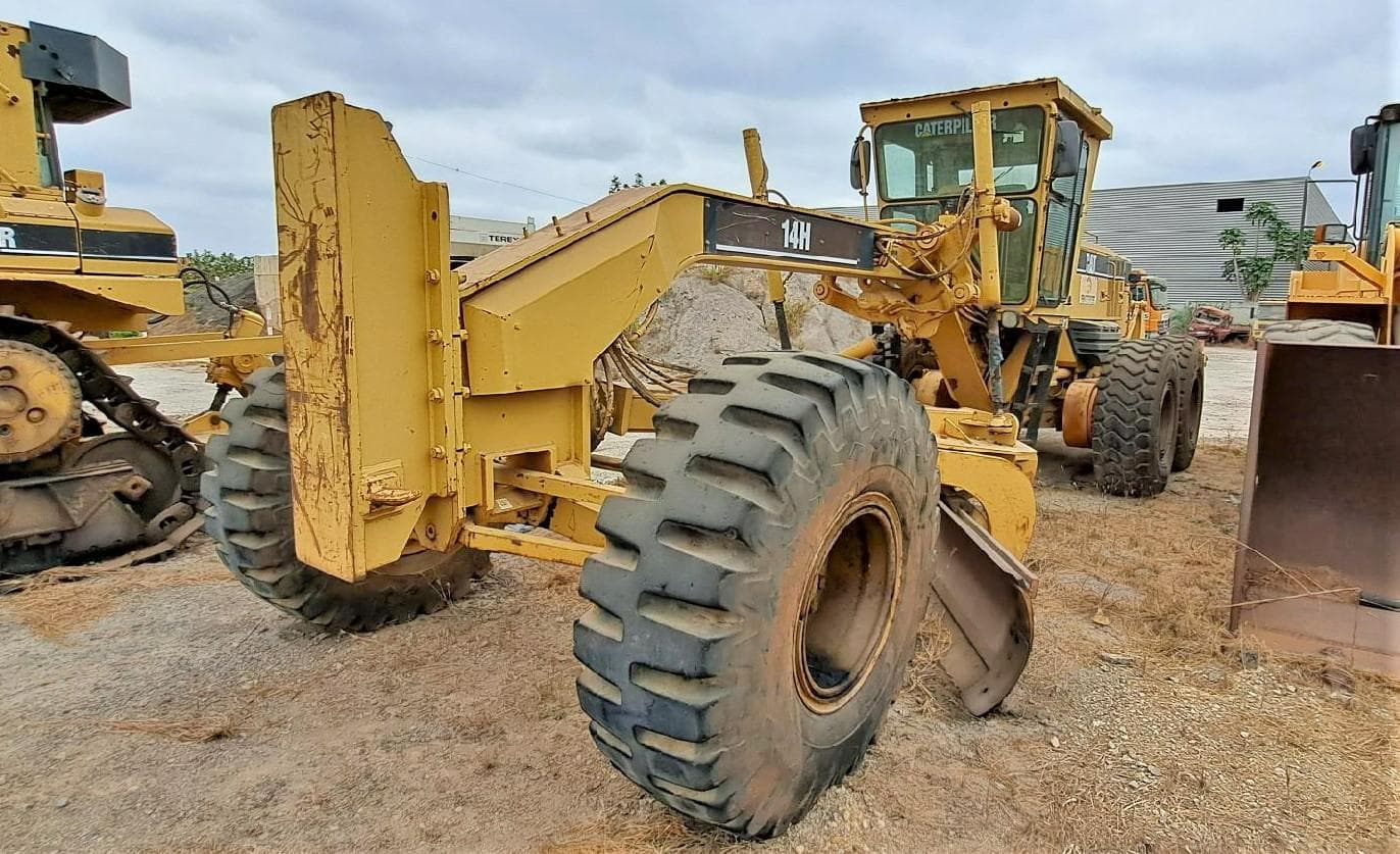 Motoniveladora CATERPILLAR — imagen 8