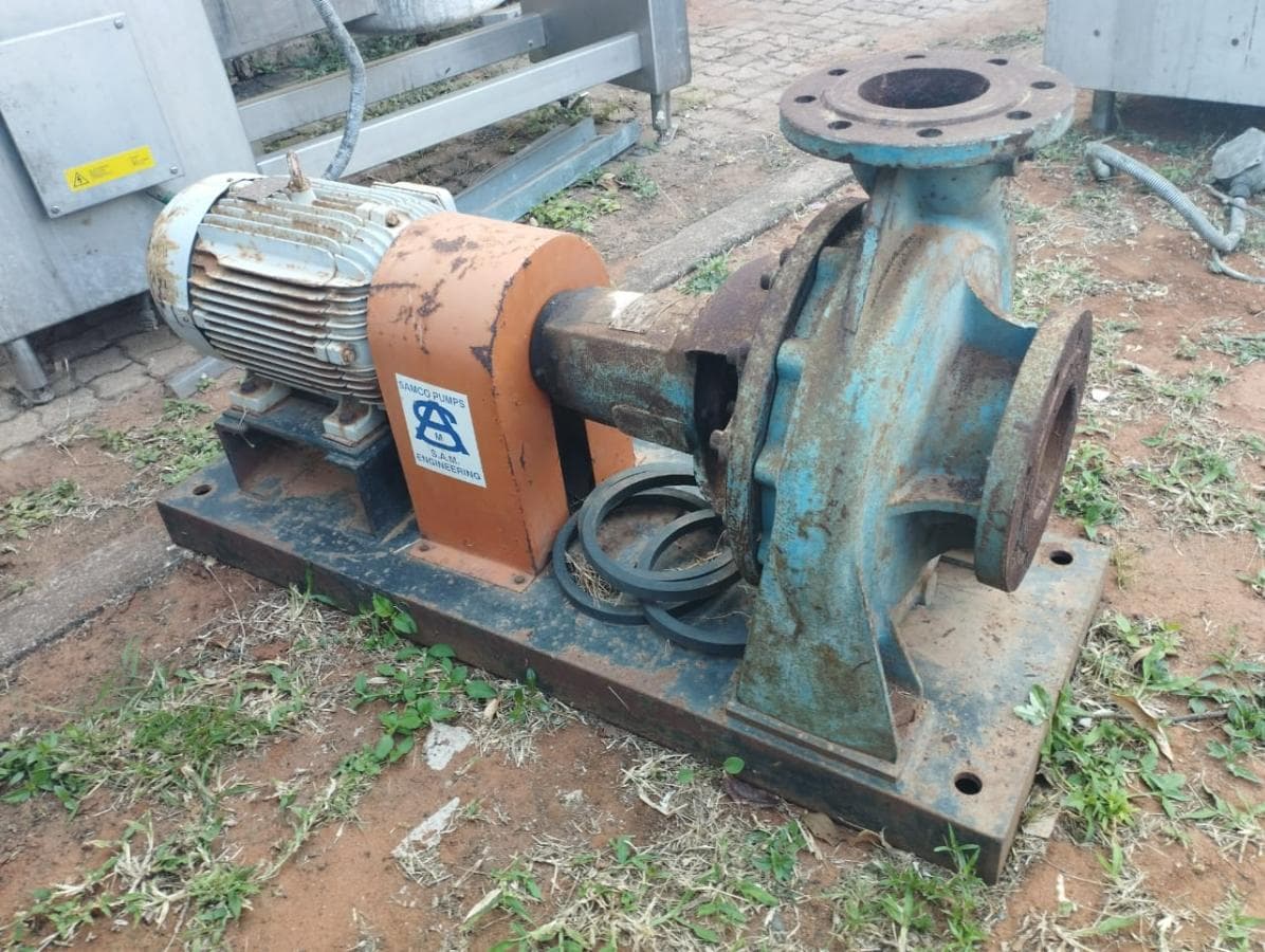 Bomba de água industrial   ·