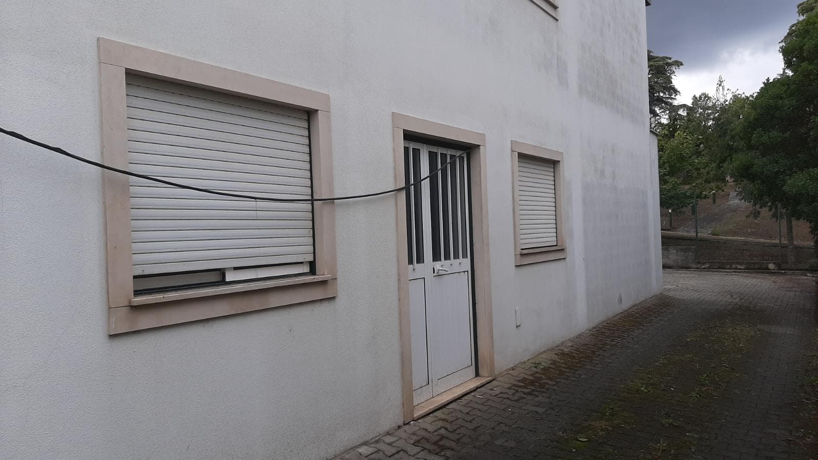 Loja · Oliveira do Hospital — image 3