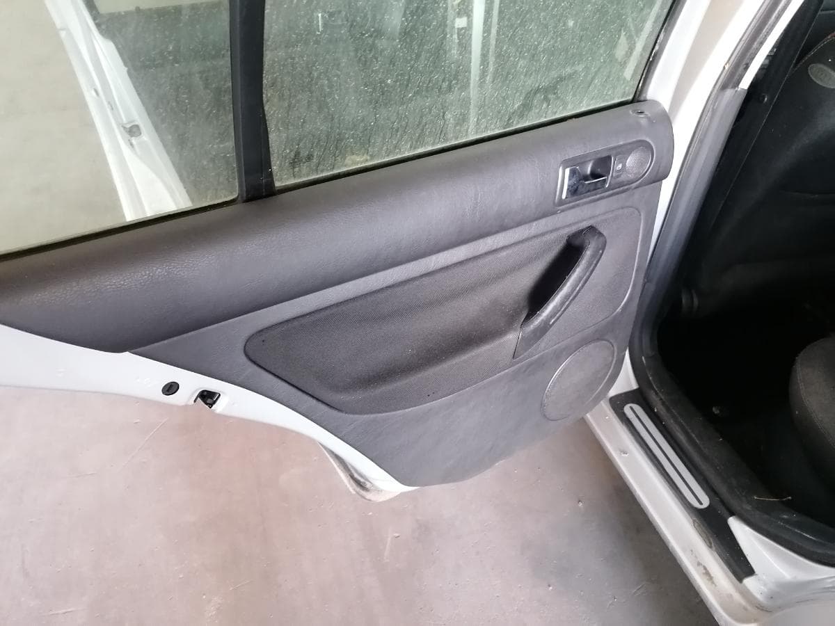 Volkswagen Golf 1.4 — imagen 13