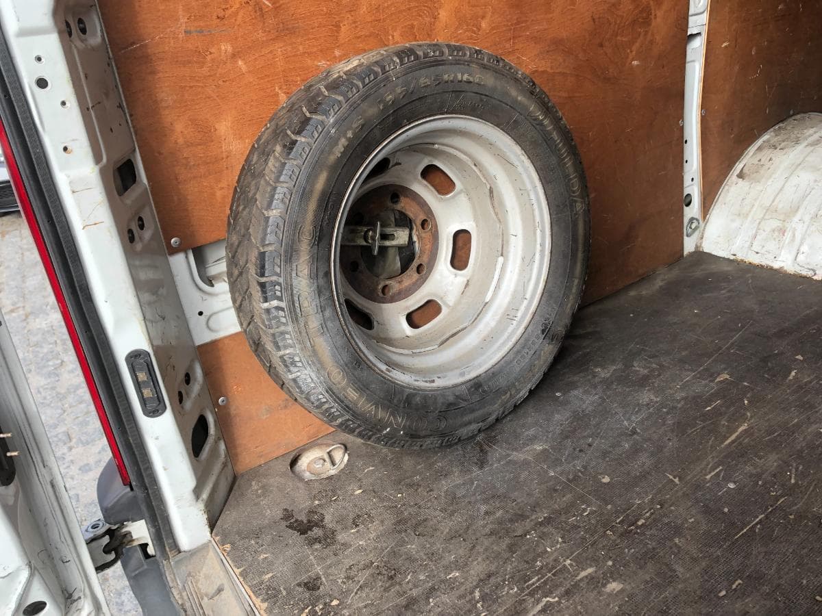 Iveco Daily 35C15 · Ano 2012 — image 9