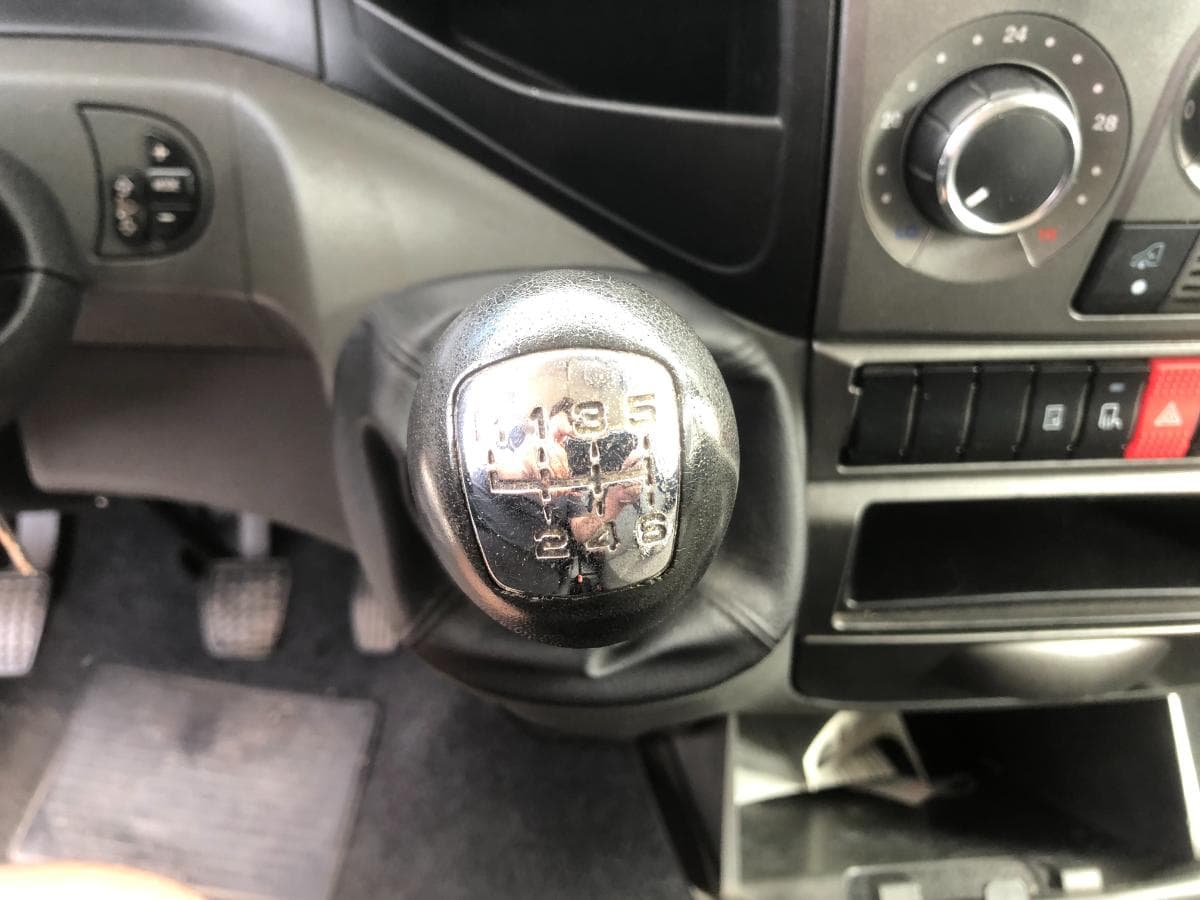 Iveco Daily 35C15 · Ano 2012 — image 32