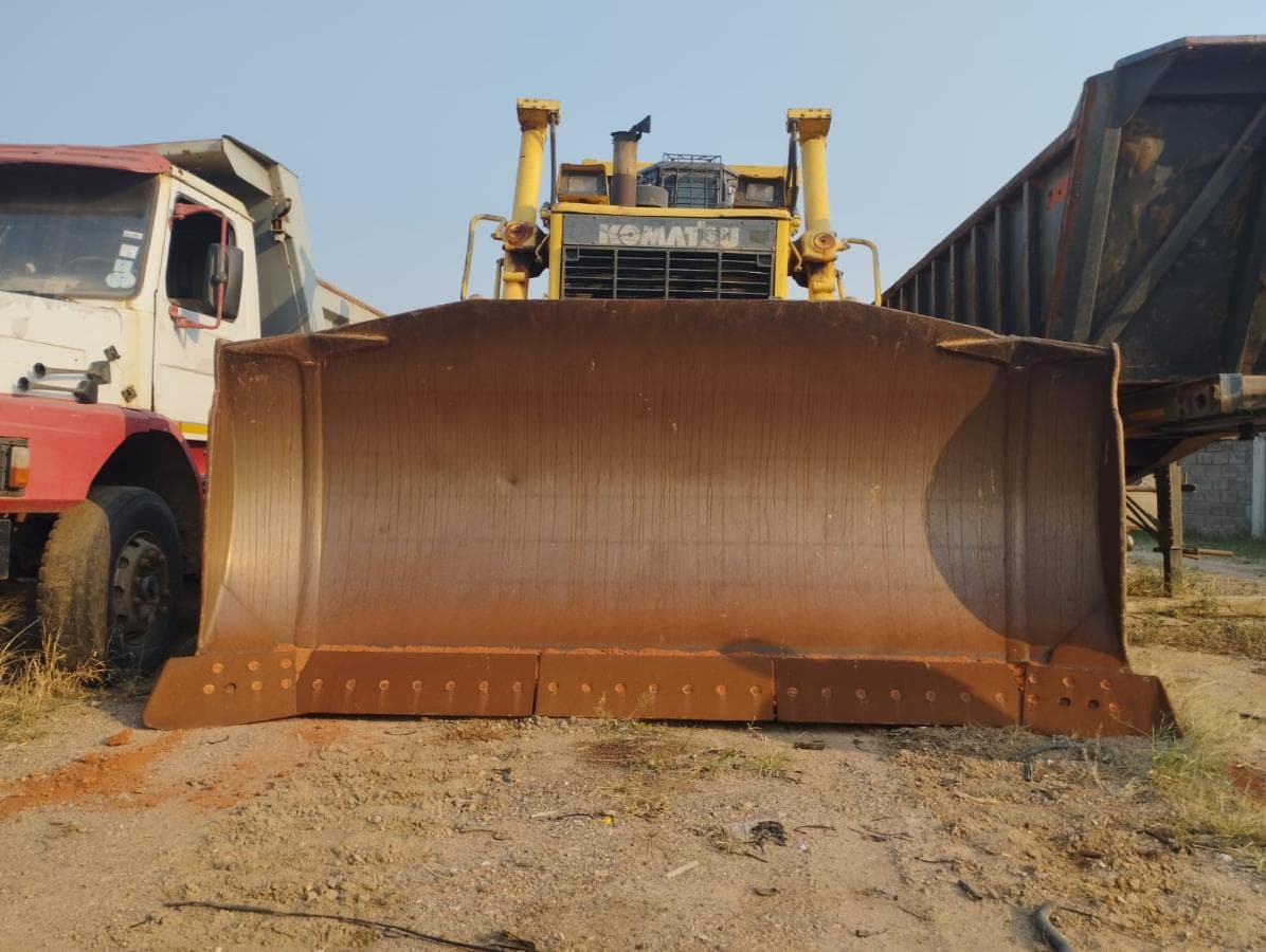 Bulldozer Komatsu D275A