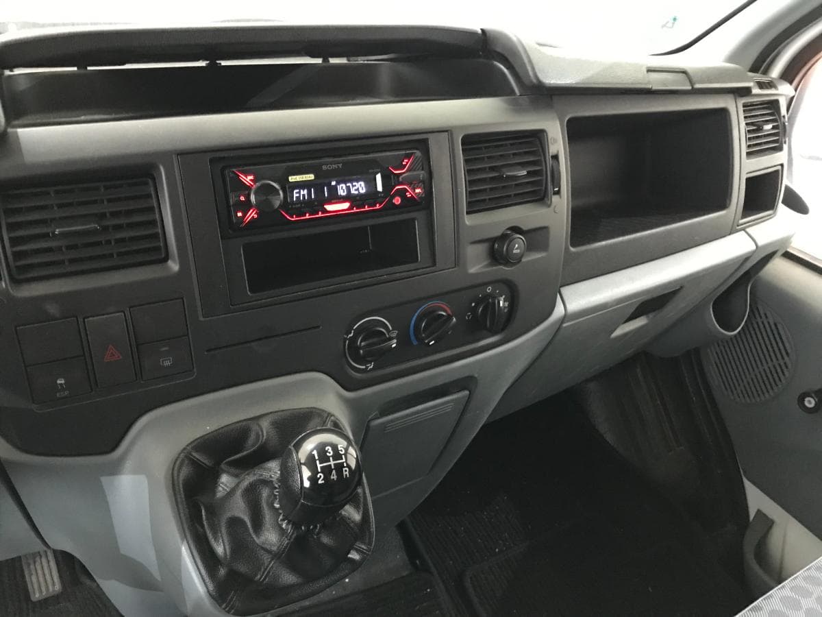 Ford Transit · Ano 2007 — image 27