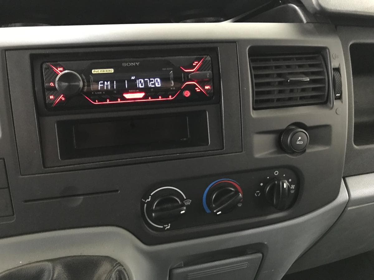 Ford Transit · Ano 2007 — image 25