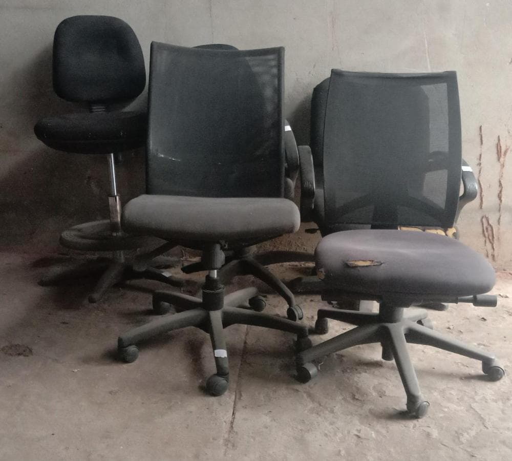 Mobiliário de escritório ·