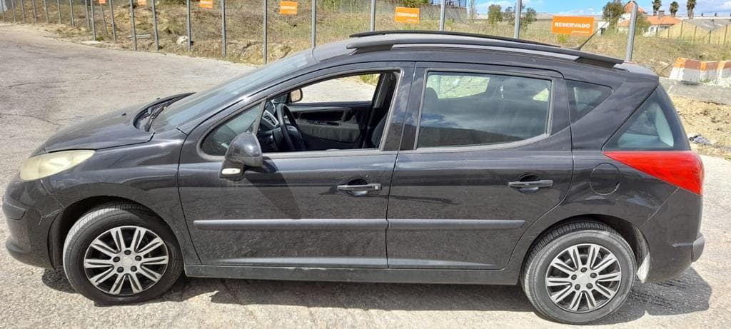 Peugeot 207 1.6HDI · Ano 2008 — imagem 3