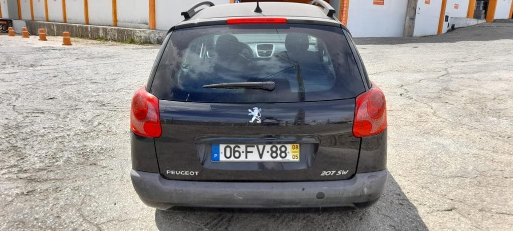Peugeot 207 1.6HDI · Ano 2008 — imagem 8
