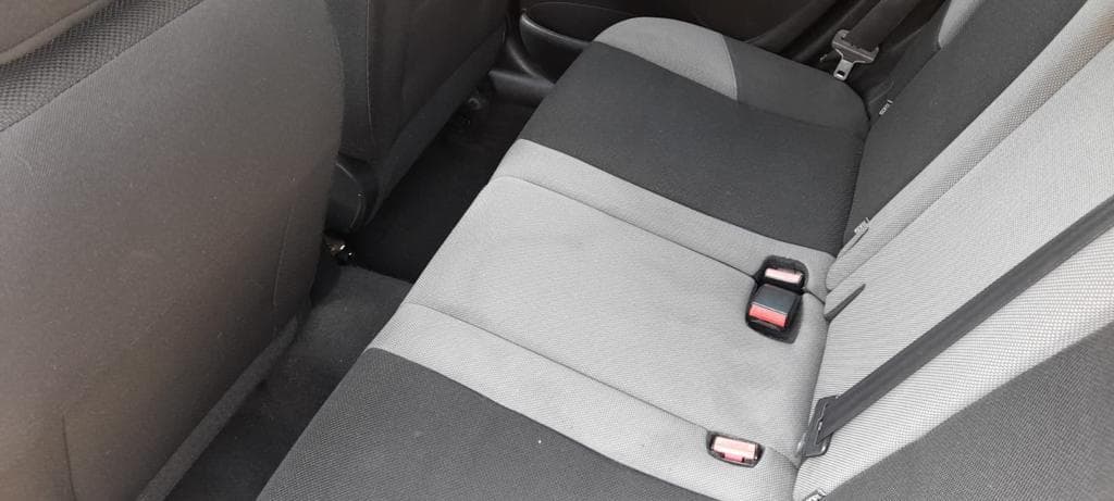 Peugeot 207 1.6HDI · Ano 2008 — imagem 17