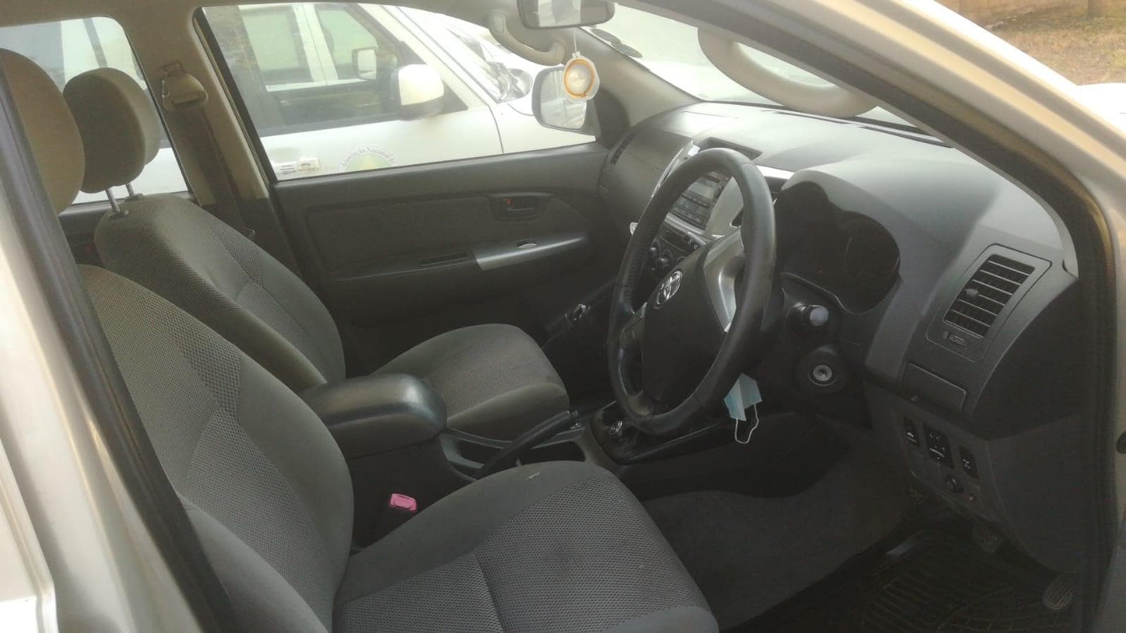 Toyota Hilux D4D · — image 7