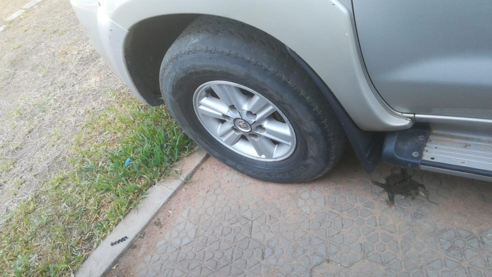 Toyota Hilux D4D · — image 9