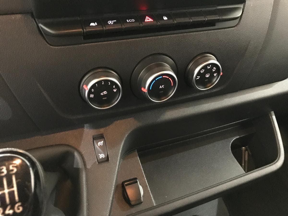 Renault Master 2.3CDI · Ano 2021 — imagen 28