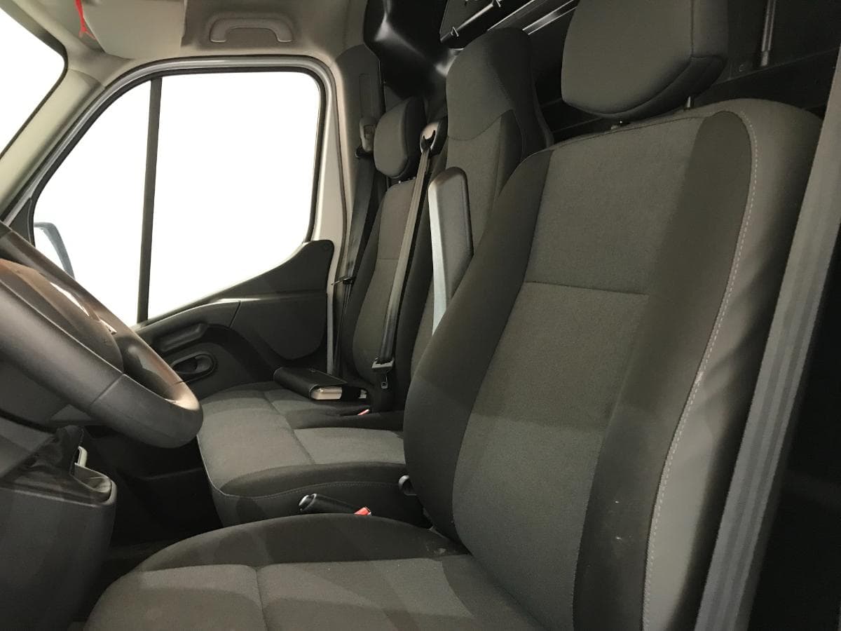 Renault Master 2.3CDI · Ano 2021 — imagen 34