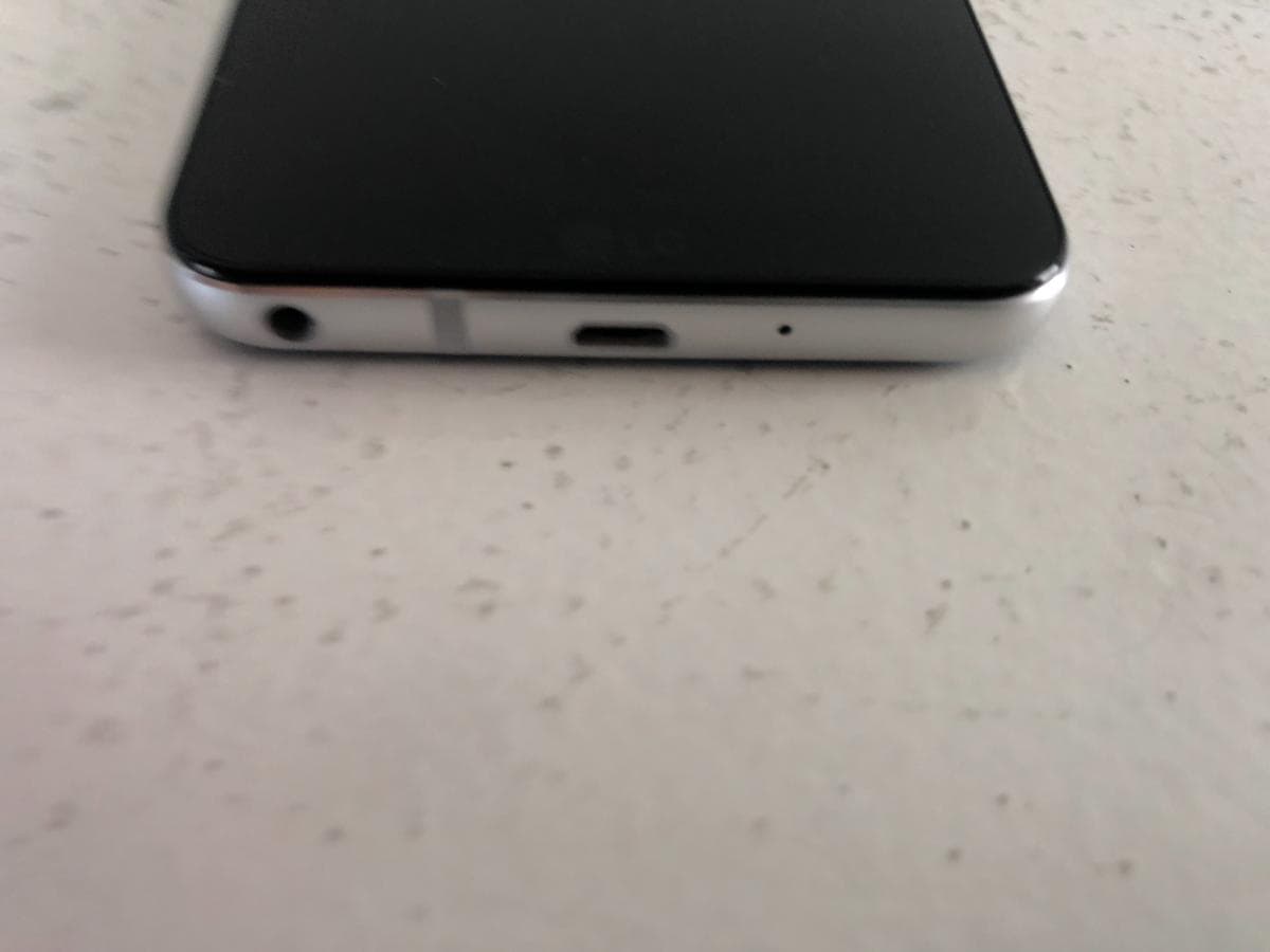 Telemóvel  LG Q6 — imagen 2