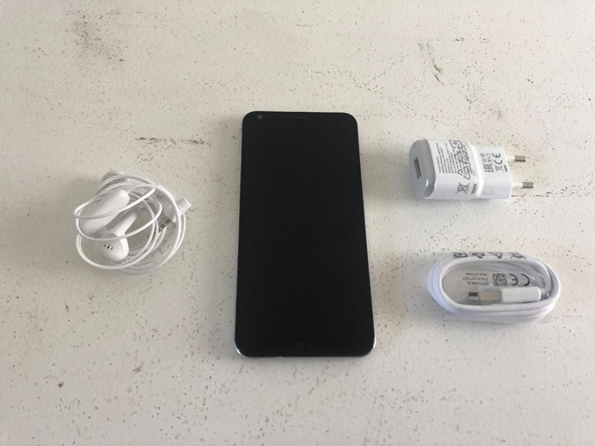 Telemóvel  LG Q6 — imagen 7