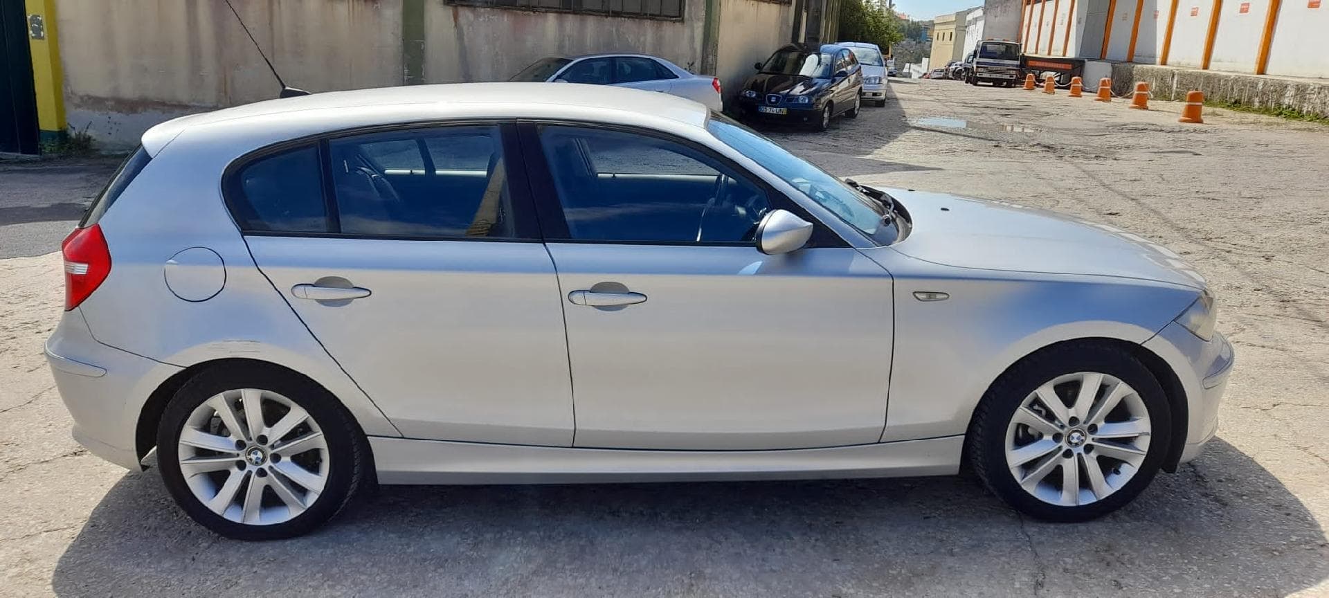 BMW 118D · Ano 2007 — imagen 6