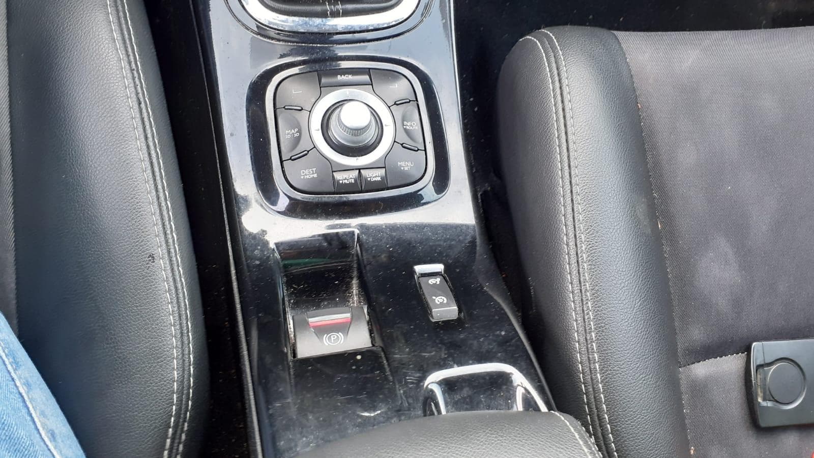 Renault Mégane 1.5DCI · Ano 2013 — imagen 13