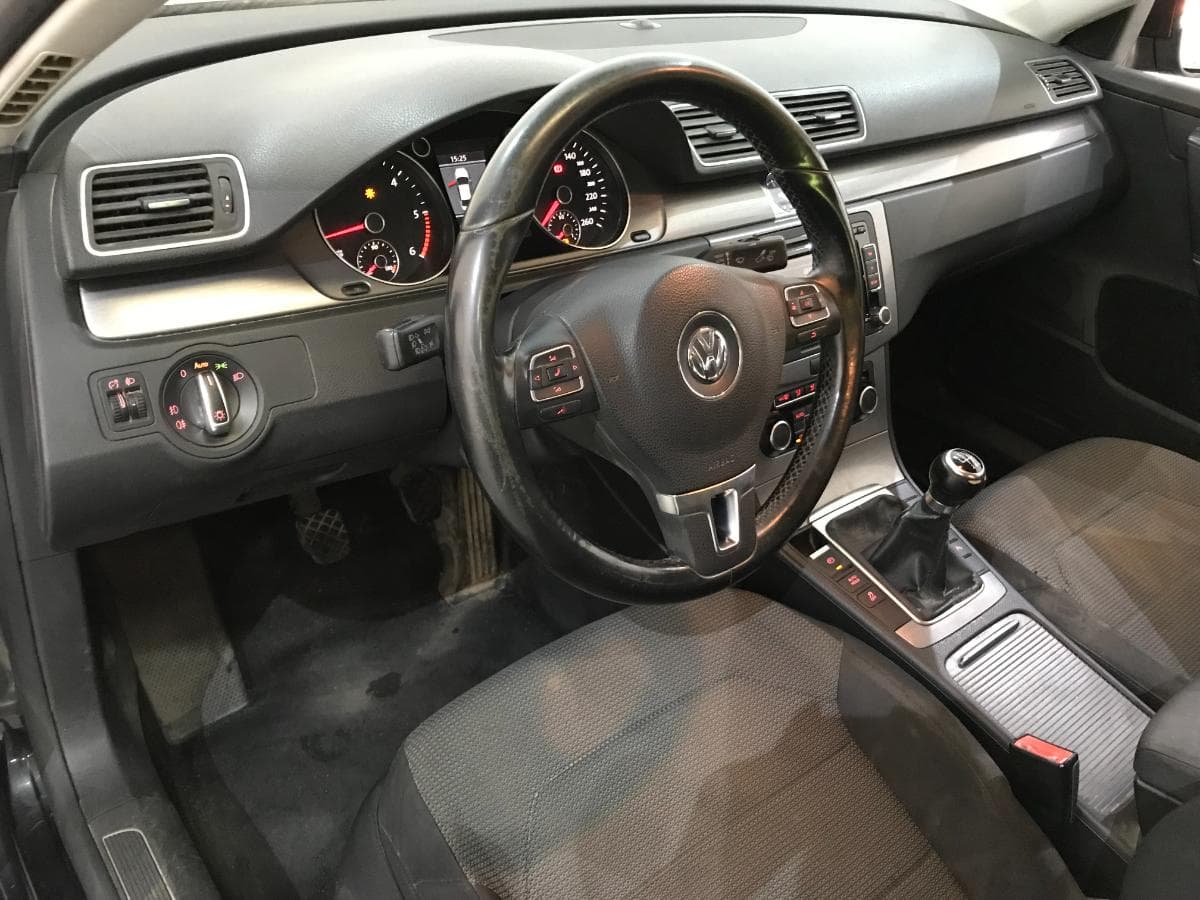 Volkswagen Passat 1.6 TDi — imagen 40