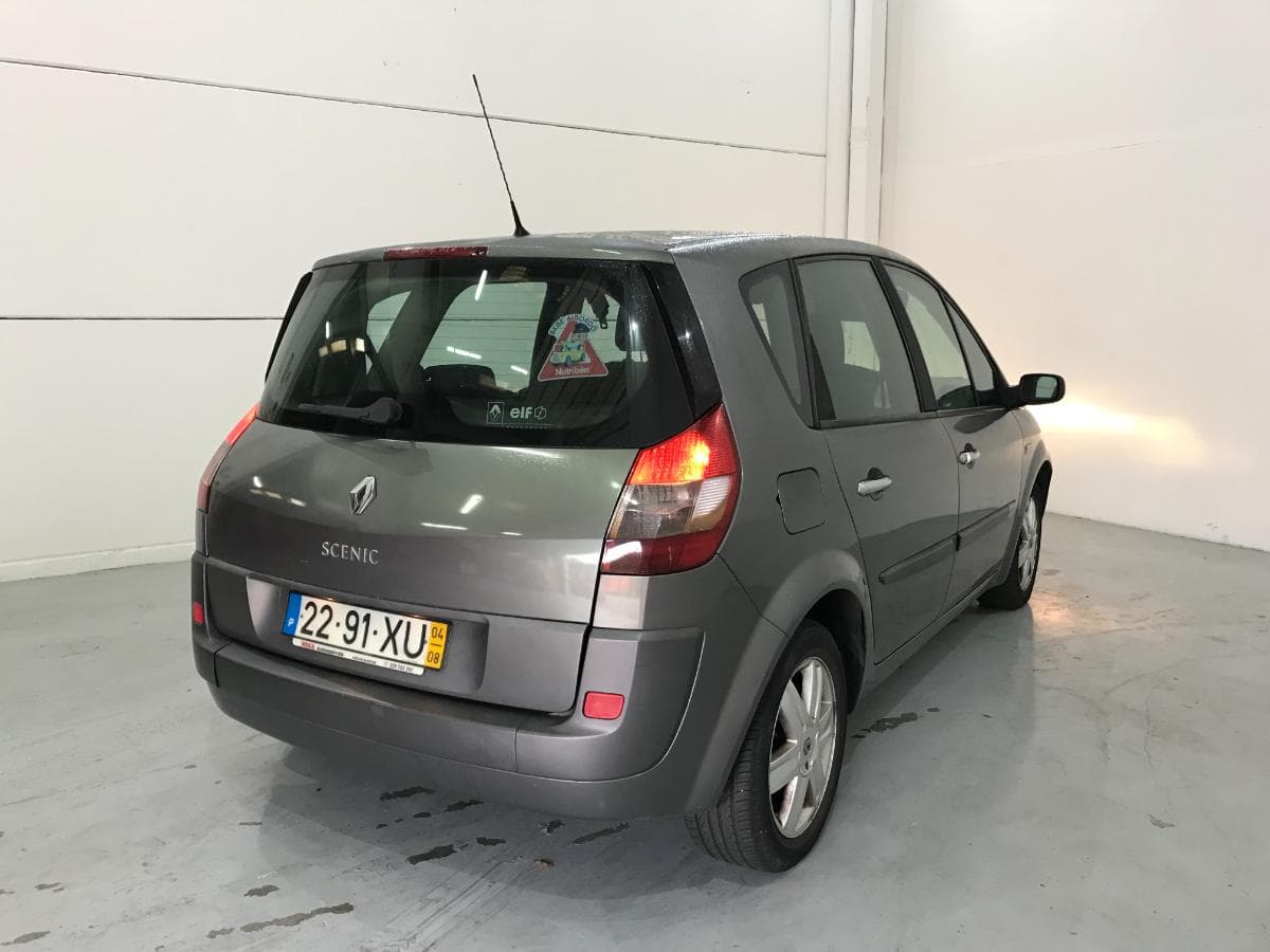 Renault Scénic 1.5DCI · Ano 2004 — image 4
