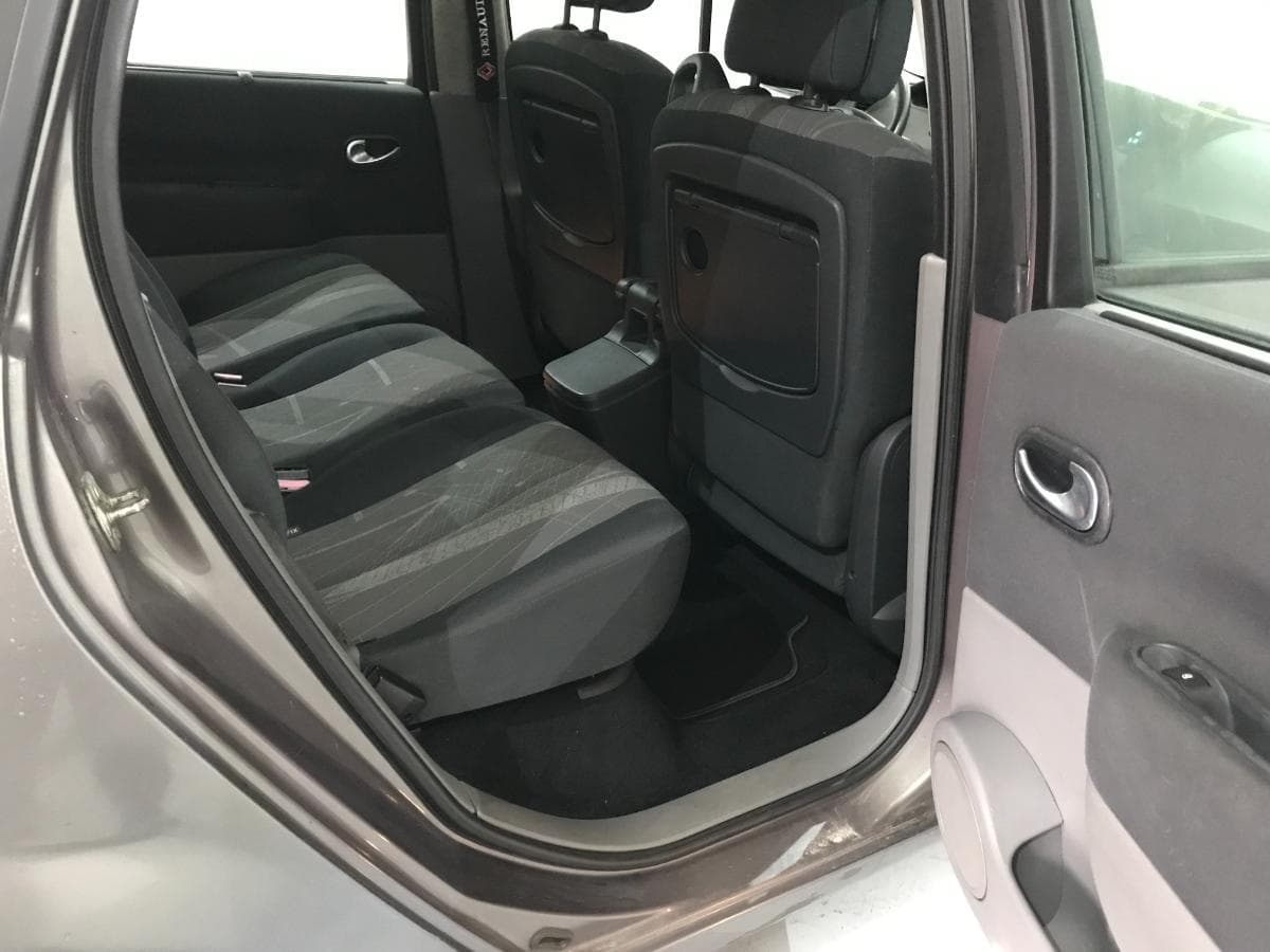 Renault Scénic 1.5DCI · Ano 2004 — image 22