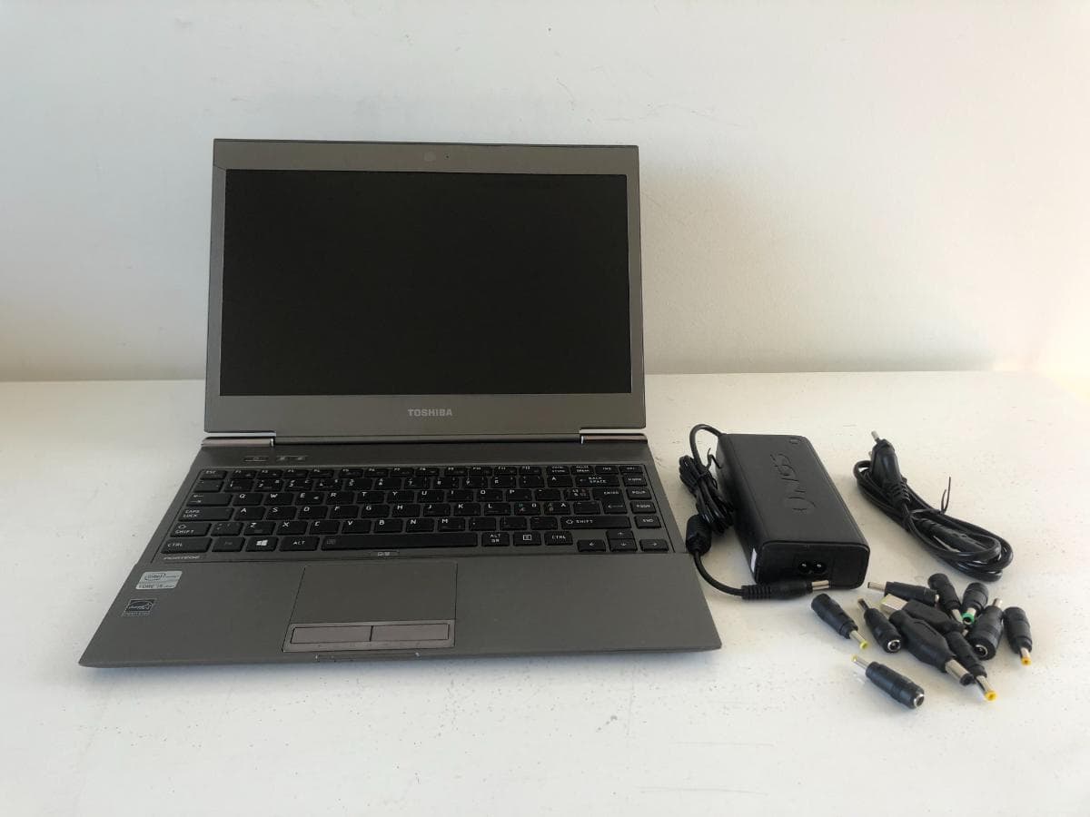 Portátil Toshiba Portege Z930 — imagen 2
