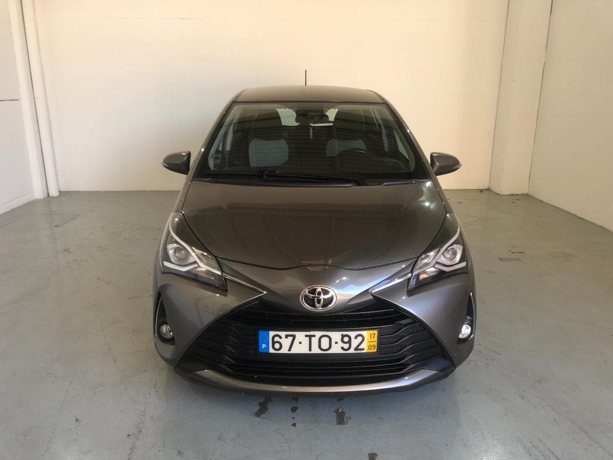 Toyota Yaris D4D · Ano 2017 — imagen 3