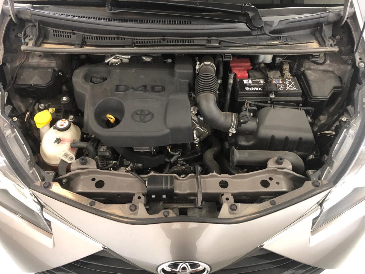 Toyota Yaris D4D · Ano 2017 — imagen 4
