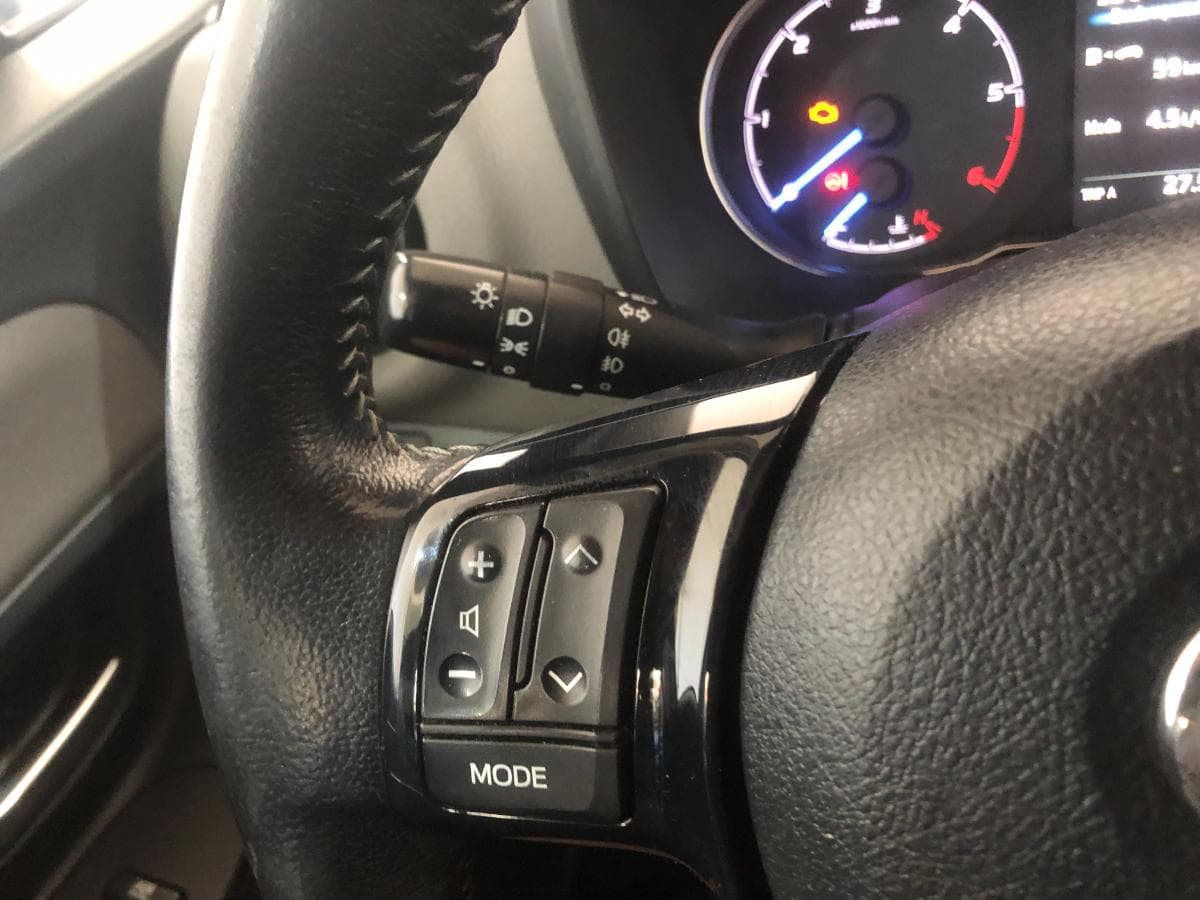 Toyota Yaris D4D · Ano 2017 — imagen 23