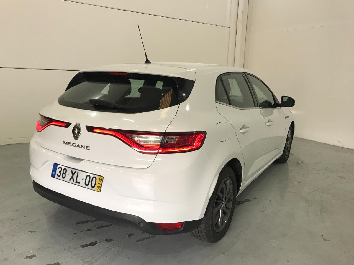 Renault Mégane 1.5 DCI · Ano 2016 — imagen 7