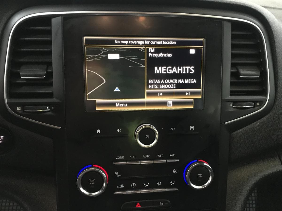 Renault Mégane 1.5 DCI · Ano 2016 — imagen 31
