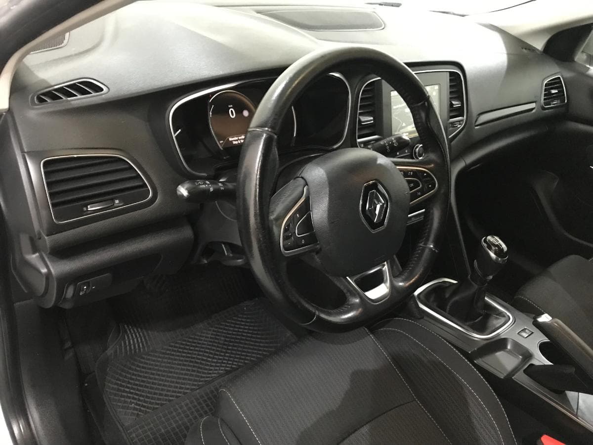 Renault Mégane 1.5 DCI · Ano 2016 — imagen 34
