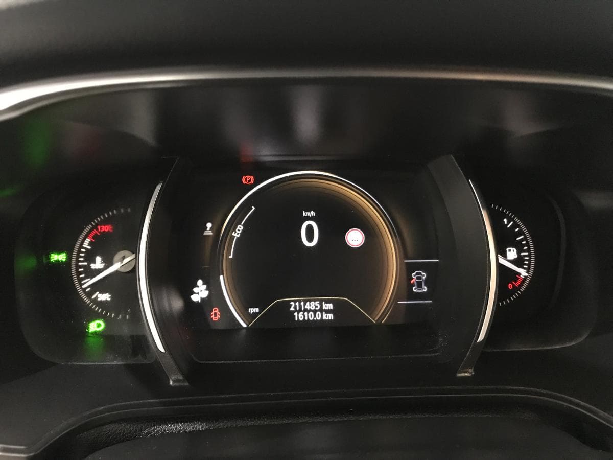 Renault Mégane 1.5 DCI · Ano 2016 — imagen 37