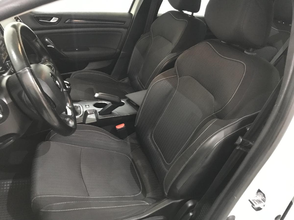 Renault Mégane 1.5 DCI · Ano 2016 — imagen 39