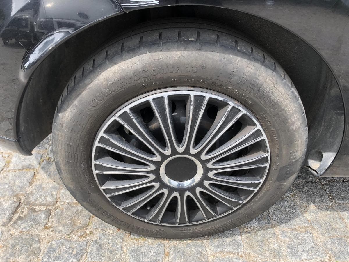 Renault Clio 1.5DCI · Ano 2014 — image 12
