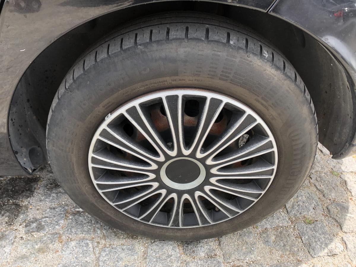 Renault Clio 1.5DCI · Ano 2014 — image 13