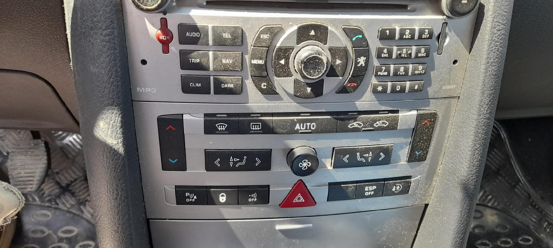 Peugeot 407 1.6 HDI · Ano 2008 — image 14