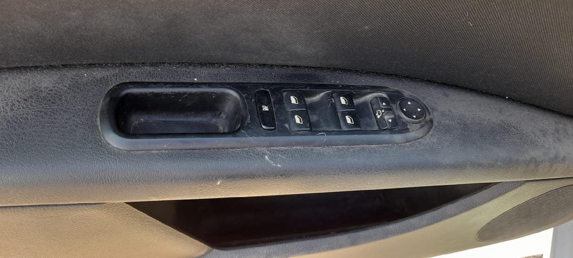 Peugeot 407 1.6 HDI · Ano 2008 — image 19