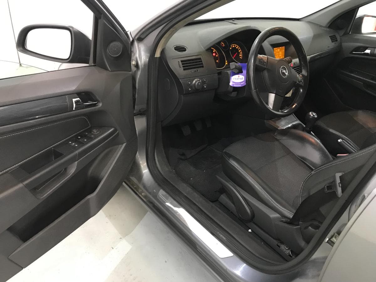Opel Astra 1.7CDTI · Ano 2005 — imagen 22